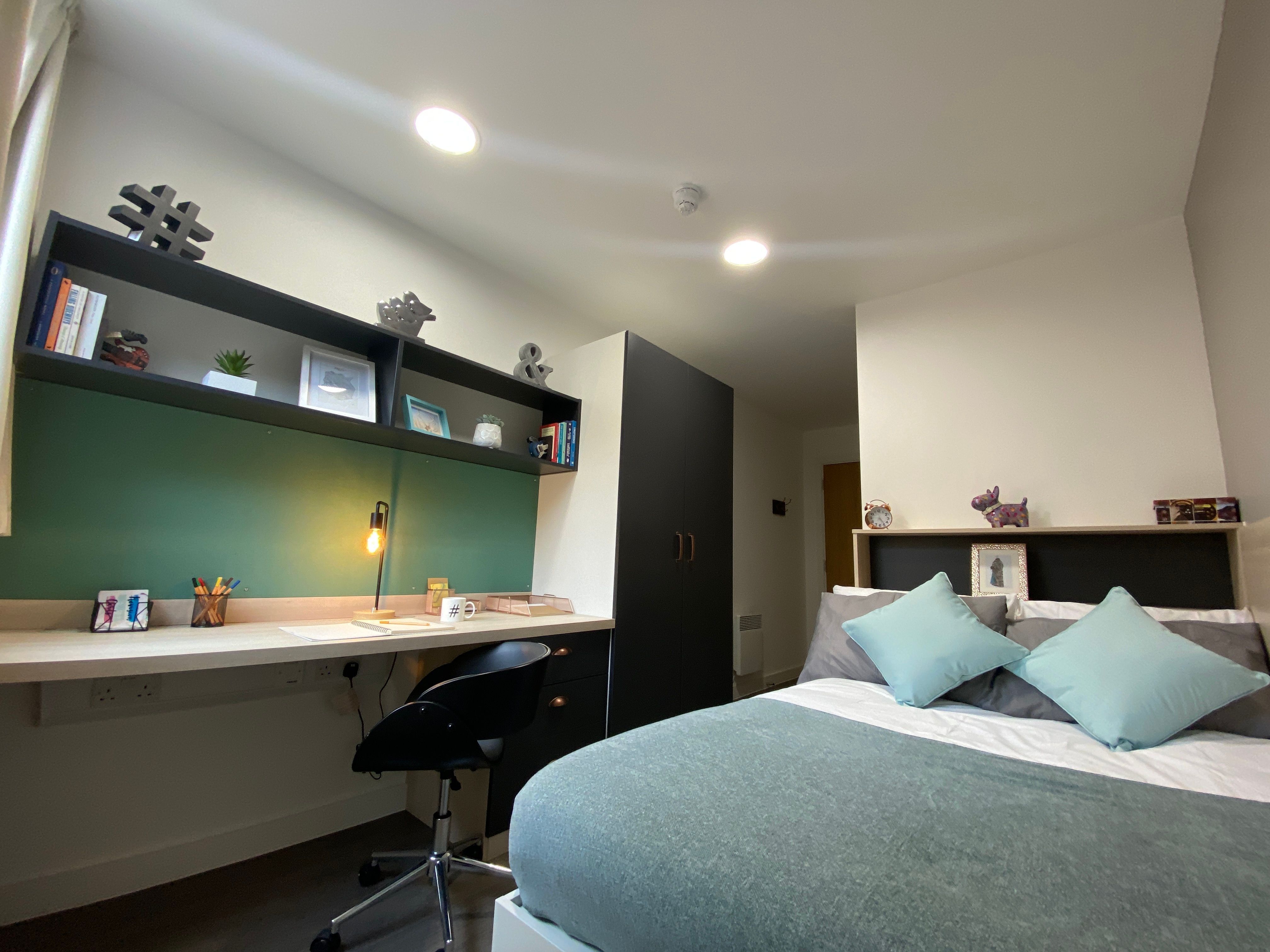 Ensuite Platinum Premium
